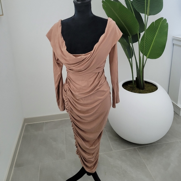 Gibiu Cross Body Rouched Dress - Picture 17 of 17